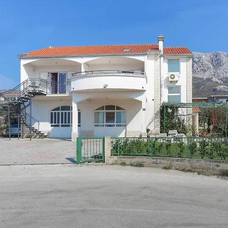 In Ka Tel Gomilica Near The Sea Apartament